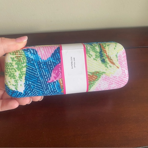 Vera Bradley Eye Glasses Case Clam Shell Fabric Lining NWOT - Picture 2 of 3